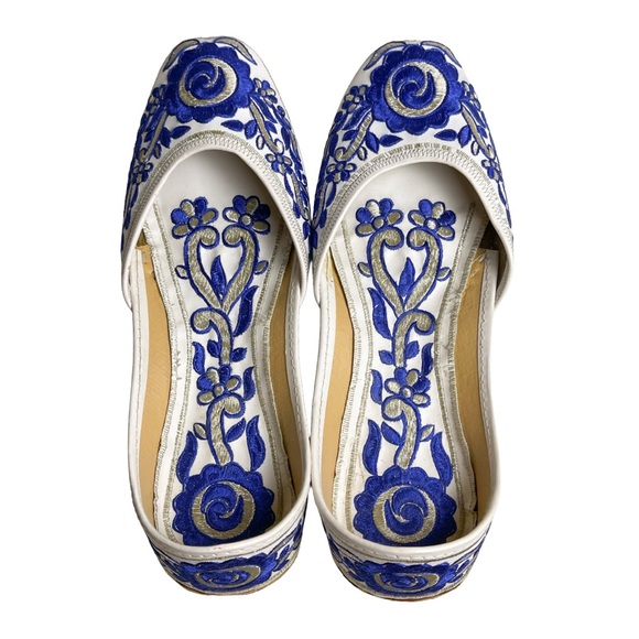 Step n Style Shoes - Punjabi Jutti Khussa Embroidered Shoes Size 7